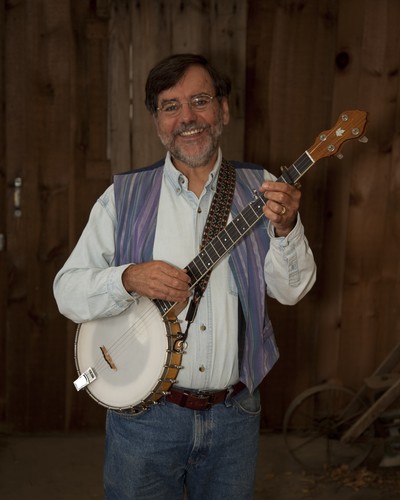 Roger Tincknell with Banjo